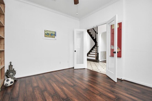 Building Photo - 26535 Ashwood Creek Ln