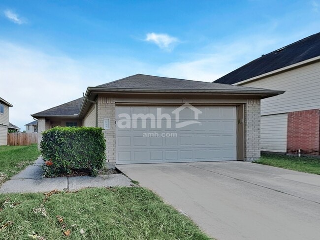 Building Photo - 6034 Brenwood Trails Ln