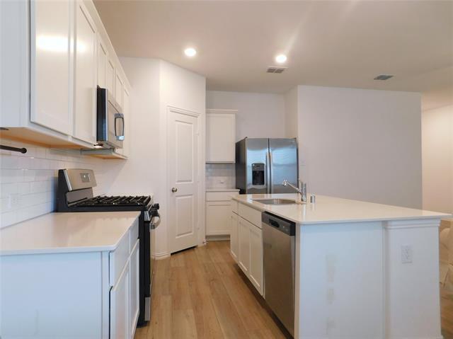 Building Photo - 3500 Kingsview Dr