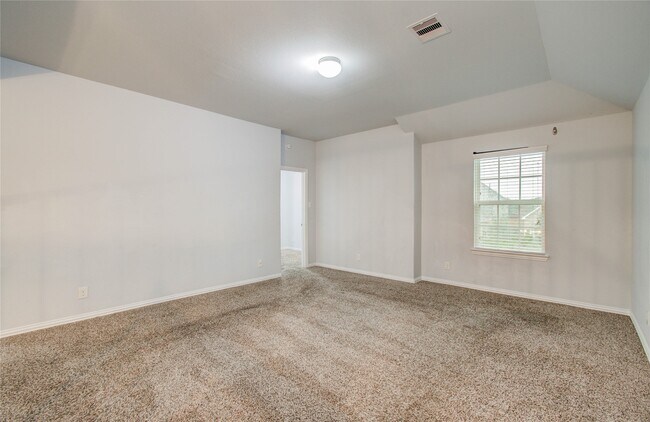 Building Photo - 318 Bolton Dr