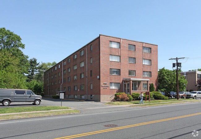 Building Photo - Tolland Street Apartments