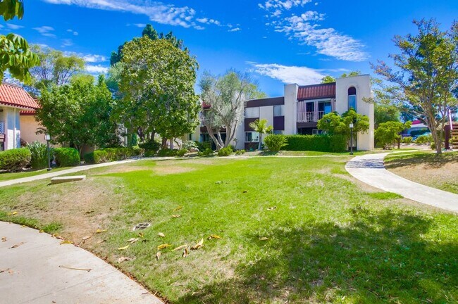Building Photo - Modern Comfort and Scenic Views in San Carlos