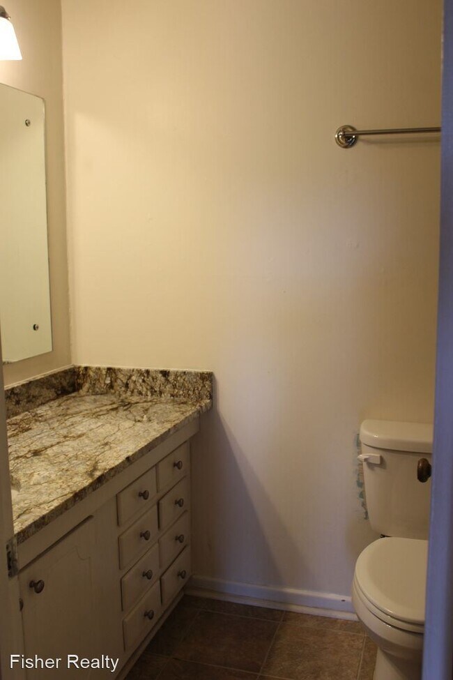 Building Photo - 3 br, 2 bath House - 37 Shepard Square #101