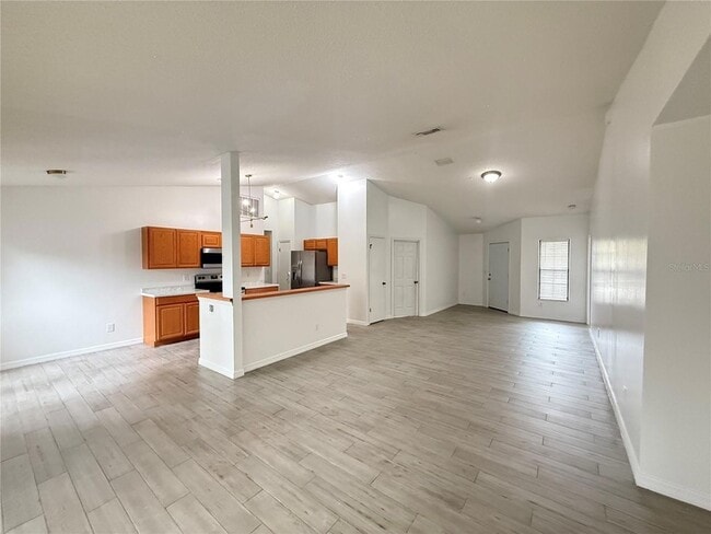 Building Photo - 3718 Linsbury St