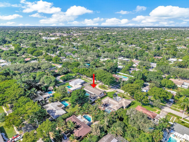 Building Photo - 836 Orchid Dr