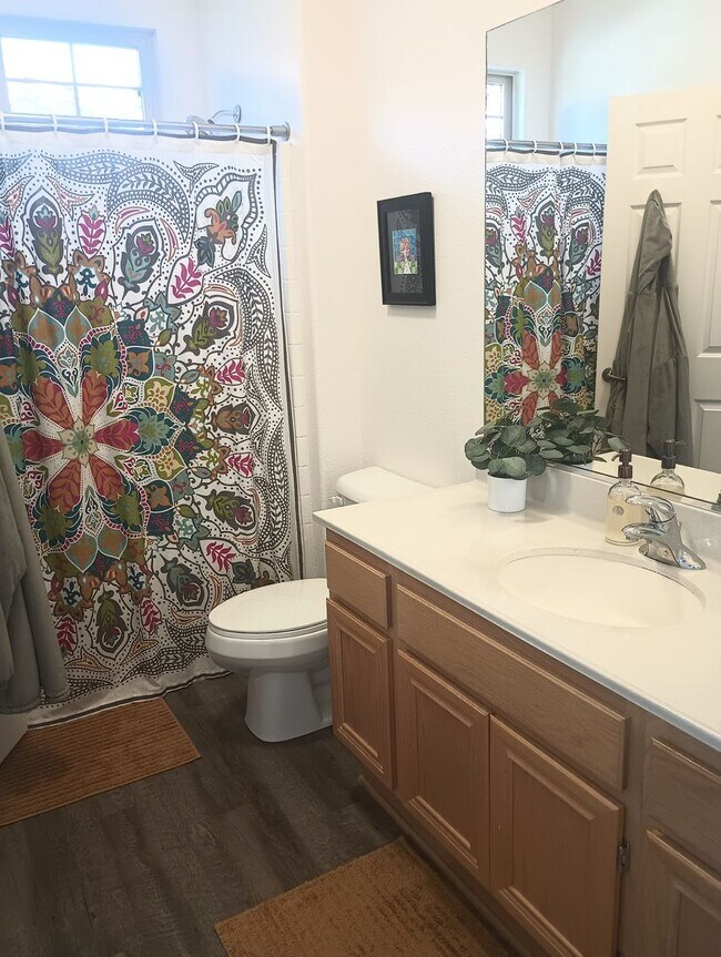 Building Photo - Comfortable Living in the Heart of Rancho Rose