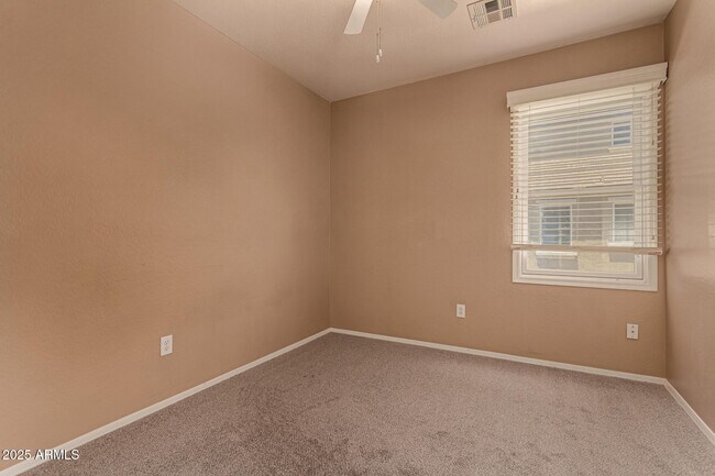 Building Photo - 1326 S Sabino Dr