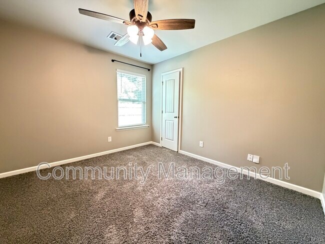 Building Photo - 30891 Clearview Ct
