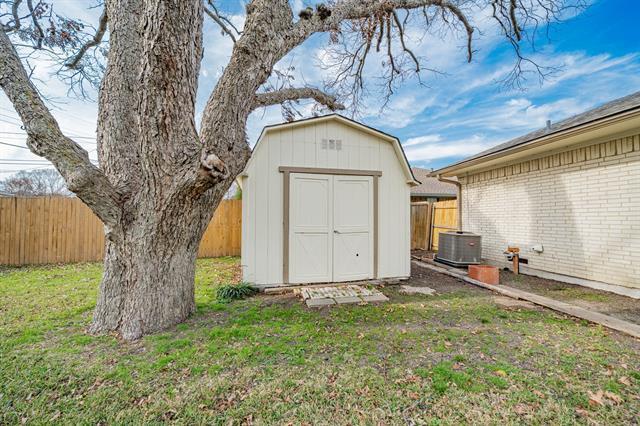 Building Photo - 3317 Bouvier St