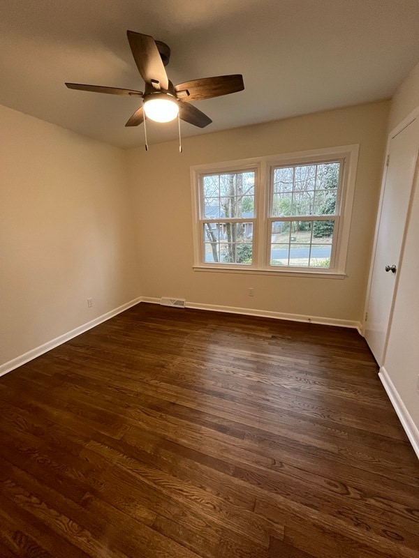 Building Photo - 908 Lynbrook Dr