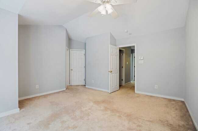 Building Photo - 5507 Millstream Ln