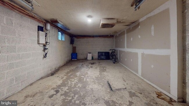 Building Photo - 3507 27th Ave