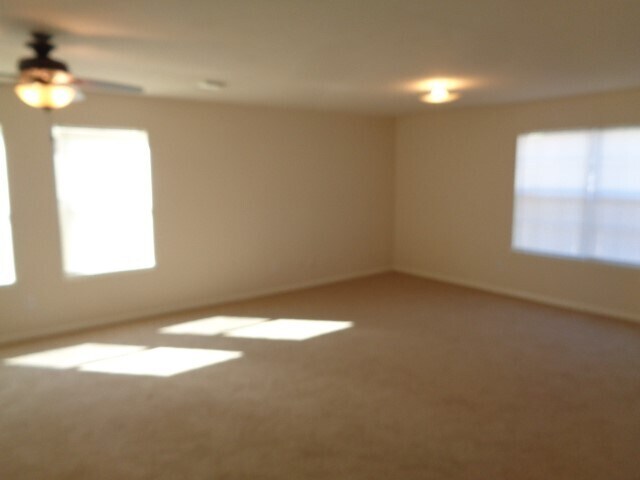 Building Photo - 6440 Mountain Pines Ln