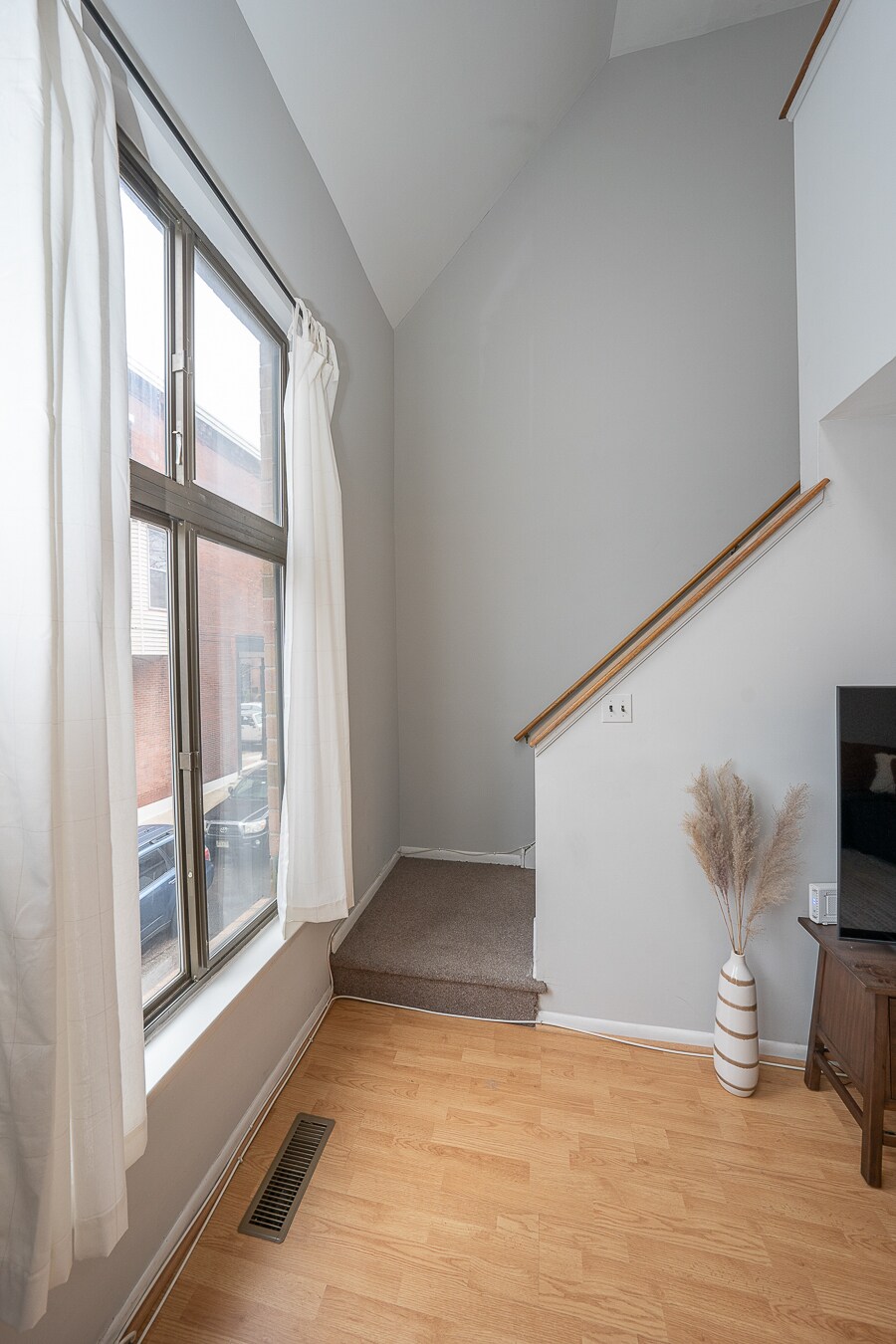 Building Photo - 765 N Ringgold St