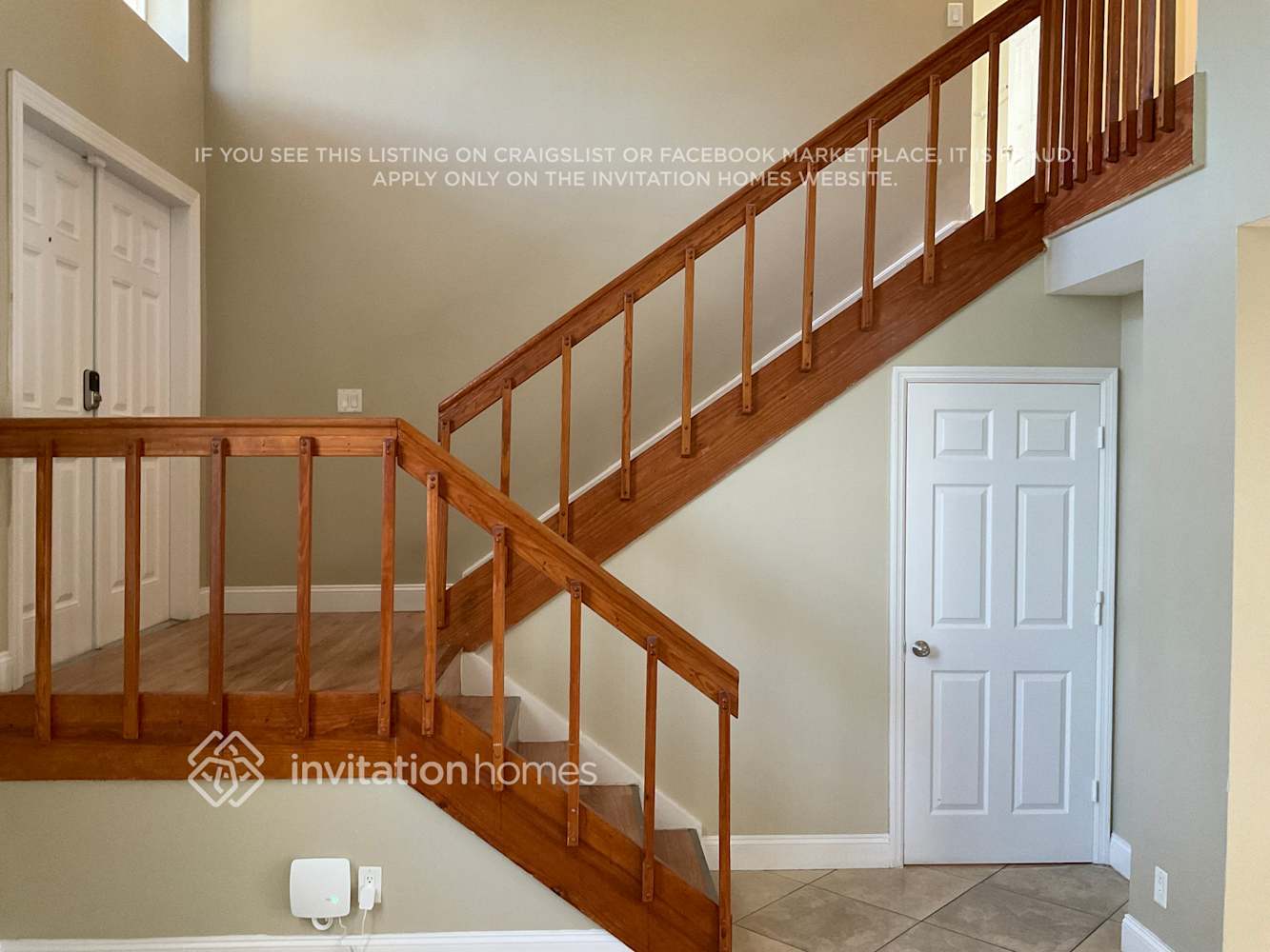 Building Photo - 7449 Santa Monica Dr