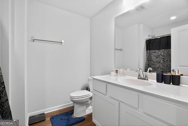 Building Photo - 1127 2nd St NW