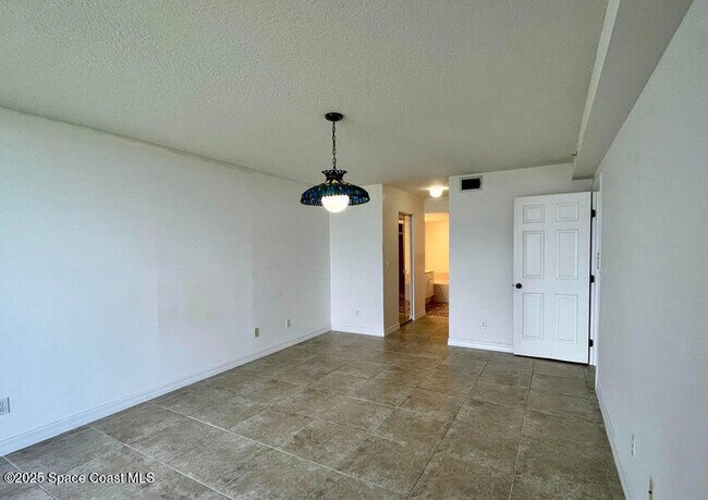 Building Photo - 3740 Ocean Beach Blvd