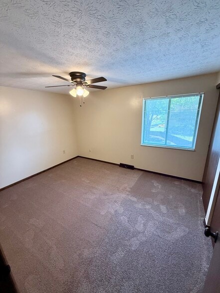 Building Photo - 3178 Cedar Grove Pl S