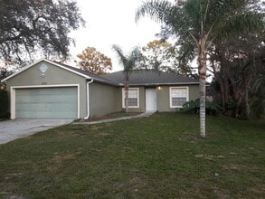 Building Photo - 5937 Aires Ave