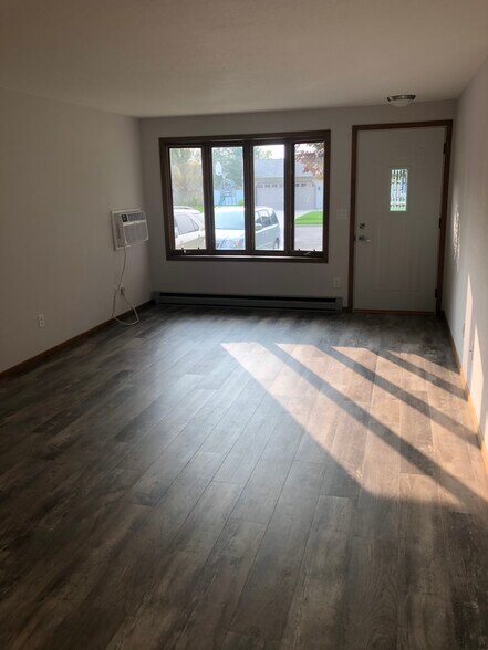Livingroom - 309 S 11th St