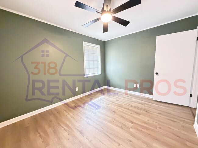 Building Photo - 3 Bed, 2 Bath Home in Ruston!