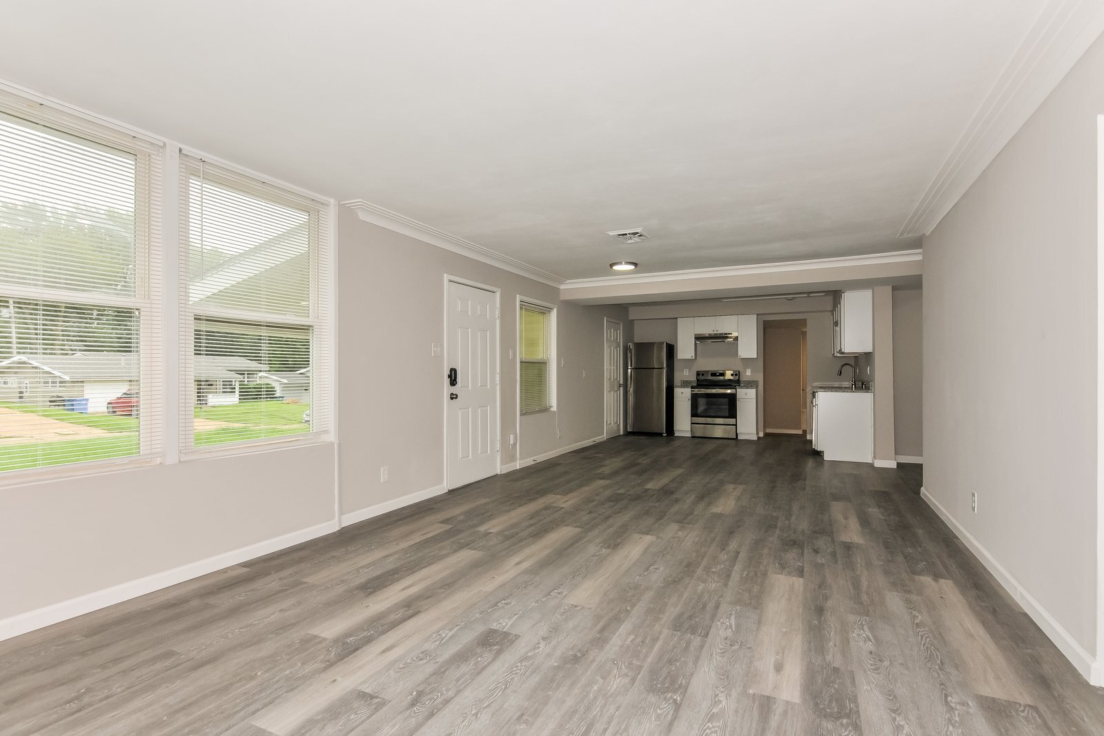 Building Photo - 8421 St Olaf Dr