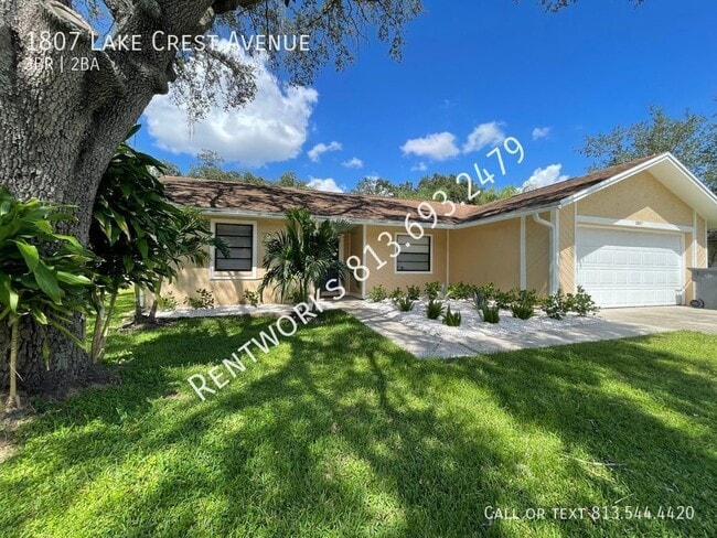 Primary Photo - 1807 Lakecrest Ave