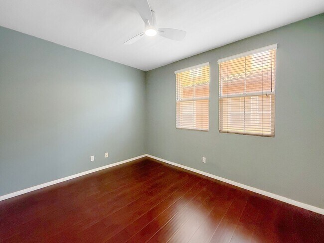 Building Photo - Charming 2BR/2BA Home with Attached Garage...