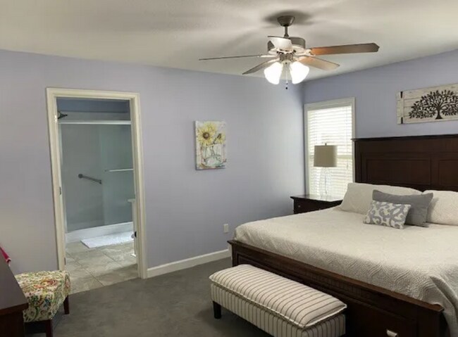 Building Photo - Stylish 3BR Home with Open Layout, Screened Porch & Fenced Yard