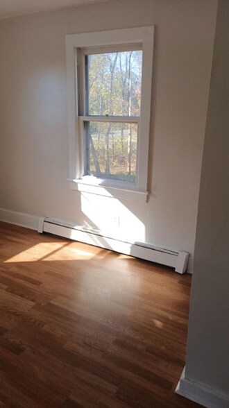 Building Photo - 1158 NY-32