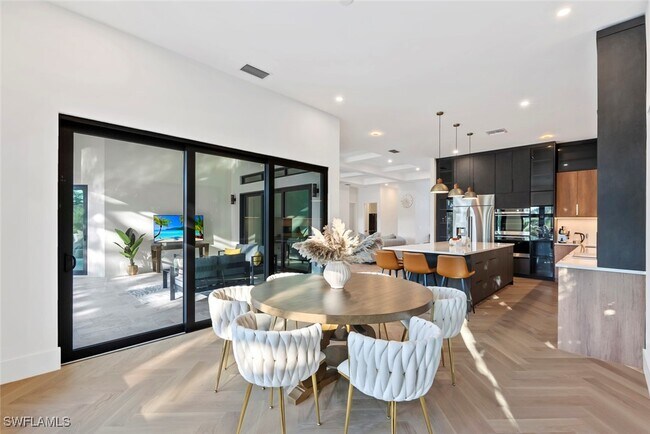 Building Photo - 27287 Tennessee St