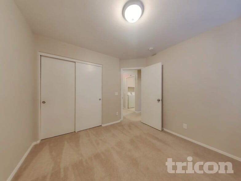 Building Photo - 15109 N Verbena St