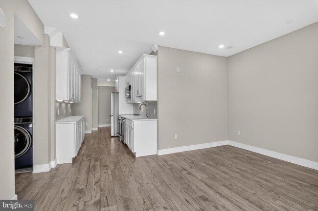 Building Photo - 2209 N Broad St