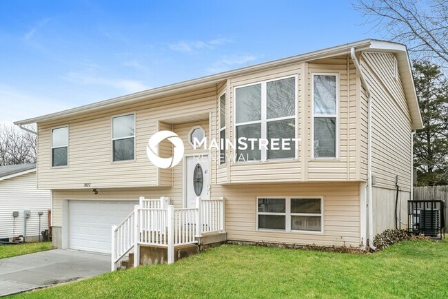 Building Photo - 3022 Brentmoor Dr