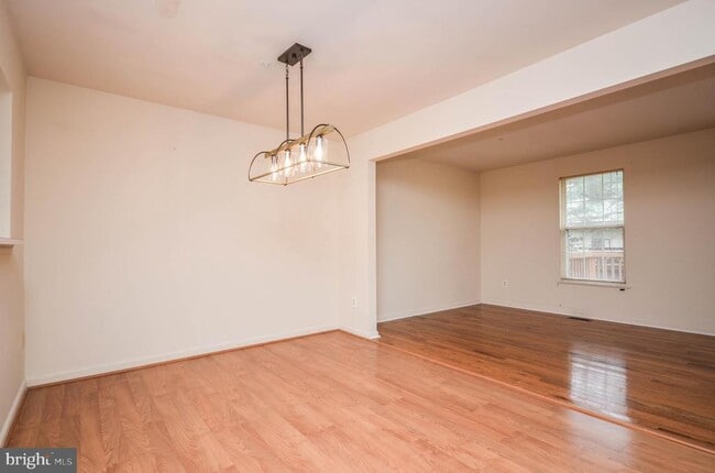 Building Photo - 3003 Gatehouse Ct