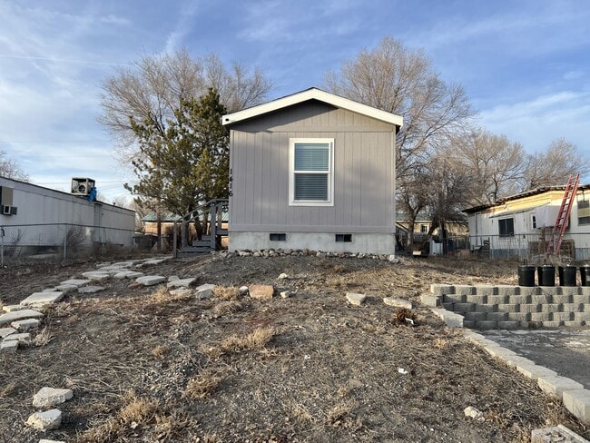 Building Photo - 1416 Huntley