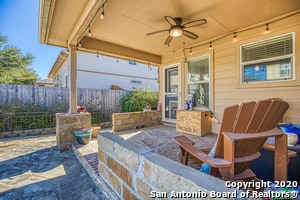 Building Photo - 761 Fountain Gate