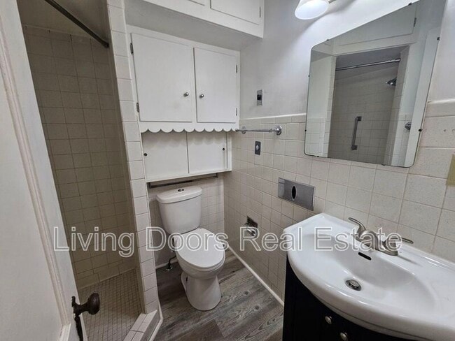 Building Photo - 3025 P St