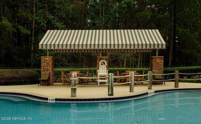 Building Photo - 539 Hedgewood Dr
