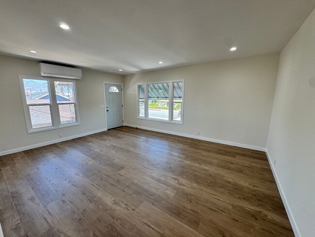 Building Photo - 911 S Atlantic Blvd