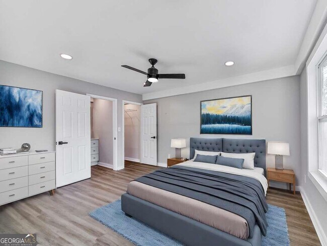 Building Photo - 5205 Silhouette Ln SW