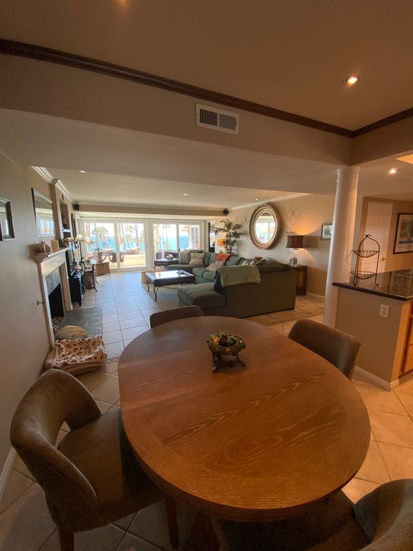 Building Photo - 501 Avenida Del Mar