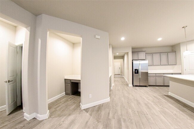 Building Photo - 14640 Antlia Dr