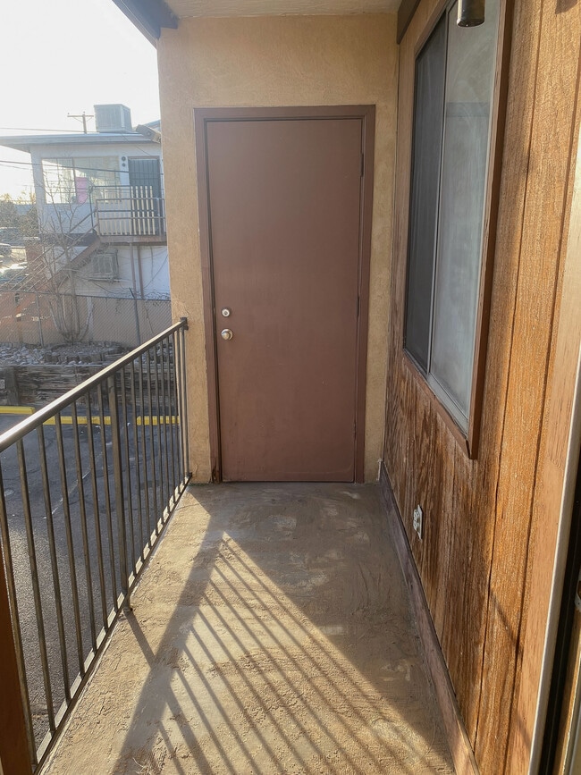 Building Photo - 1335 Ortiz Dr SE