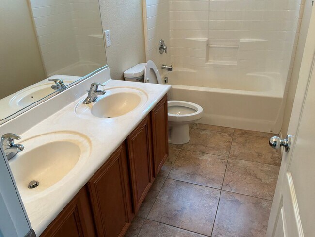 Building Photo - 5150 Silent Valley Ct