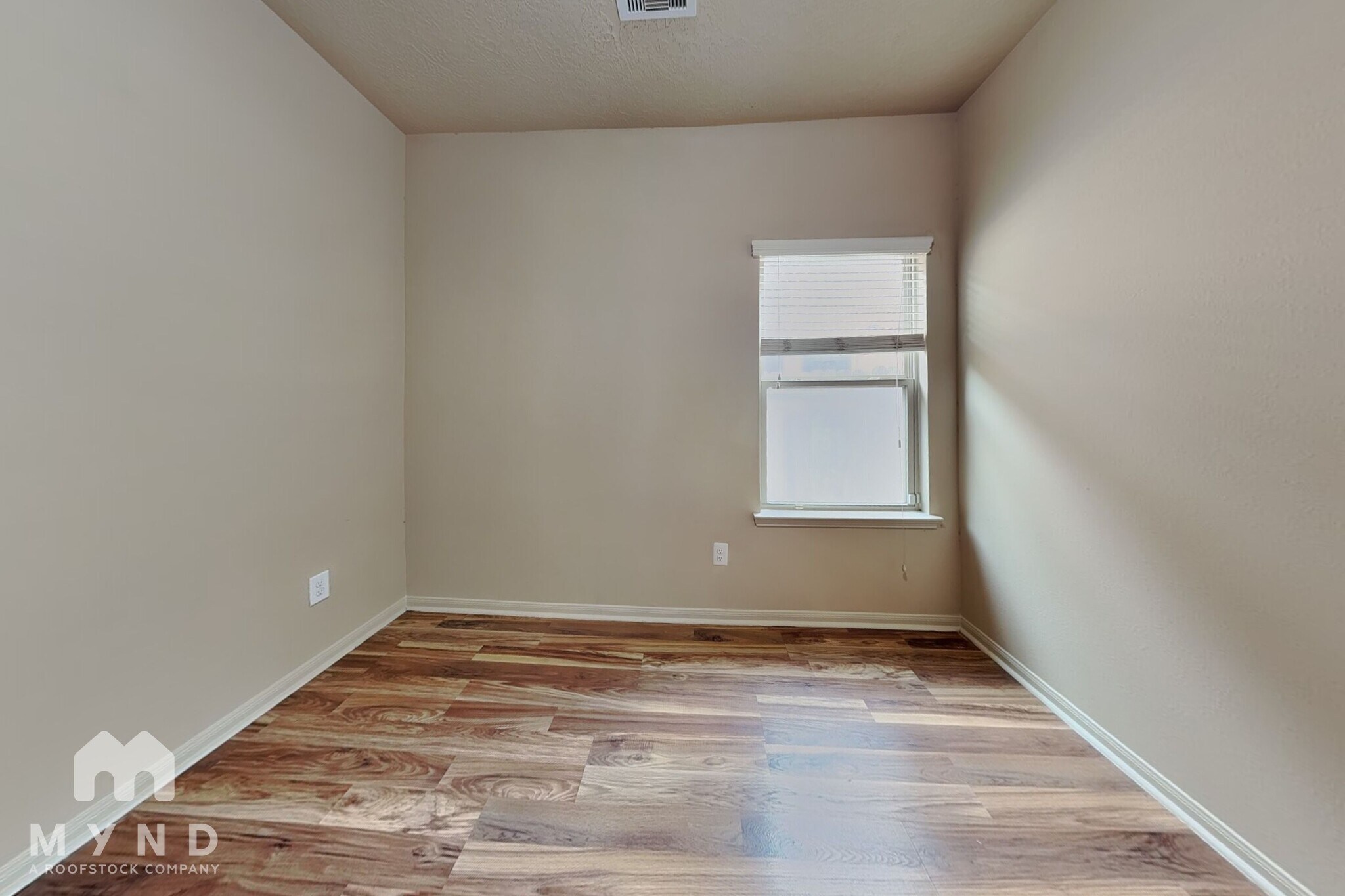 Building Photo - 1411 Cameron Park Ln