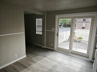 Building Photo - 612 W Garrison St