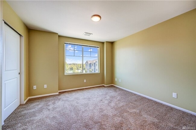 Building Photo - 3454 31st Dr