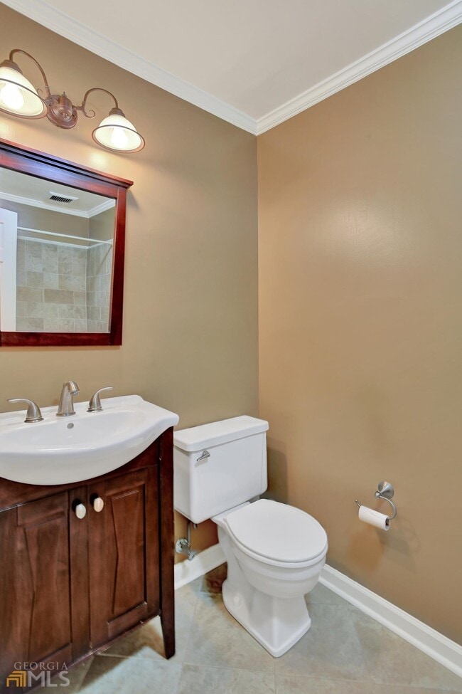 Building Photo - 240 Browns Hill Ct