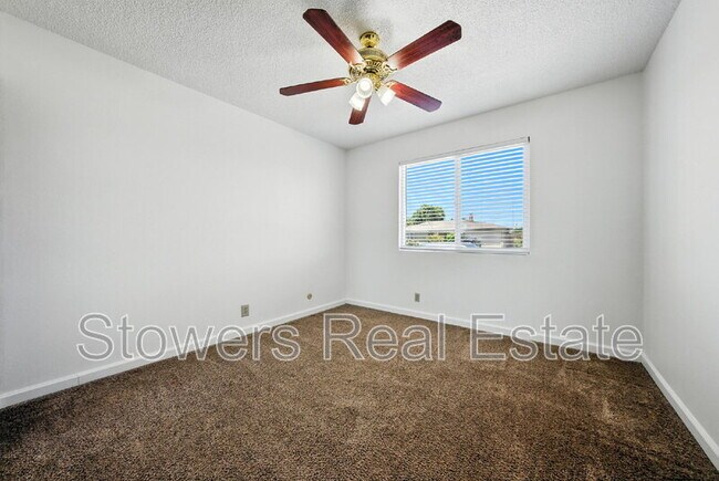 Building Photo - 7284 Brighton Dr